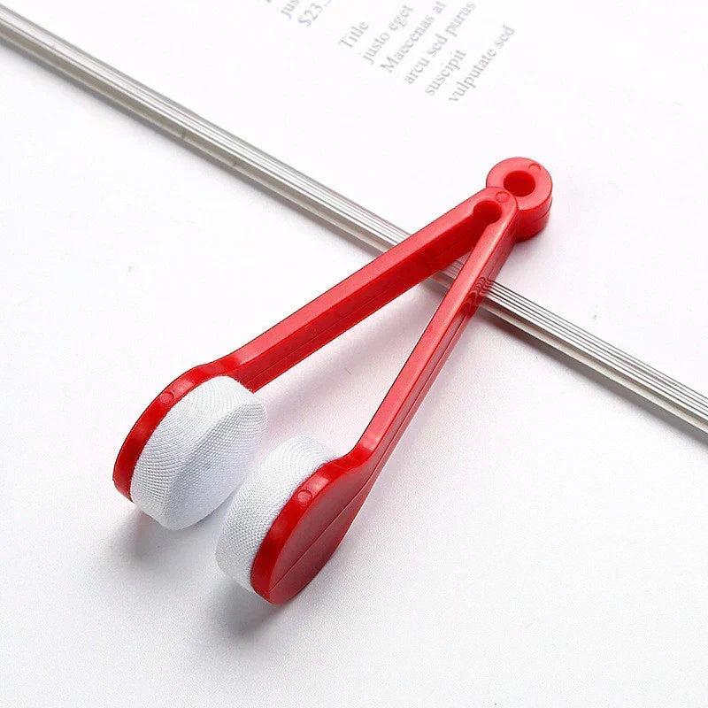 2-in-1 Microfibre Lens Cleaner