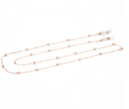 Polished Chain – Elegant Eyewear Accessory